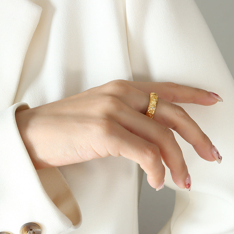 Kyrlune Gold Star & Moon Zircon Ring