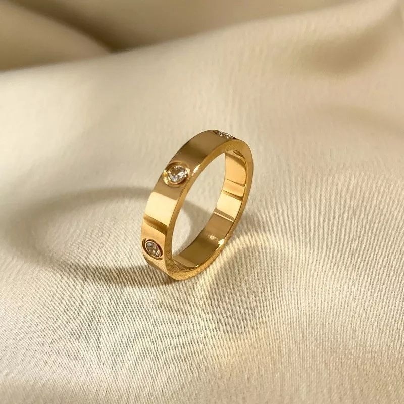 Kyrlune Gold Diamond Cut-Out Ring