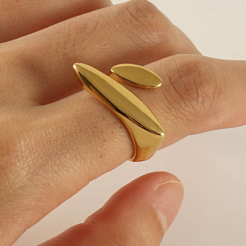 Kyrlune Gold Sculptural Leaf Ring