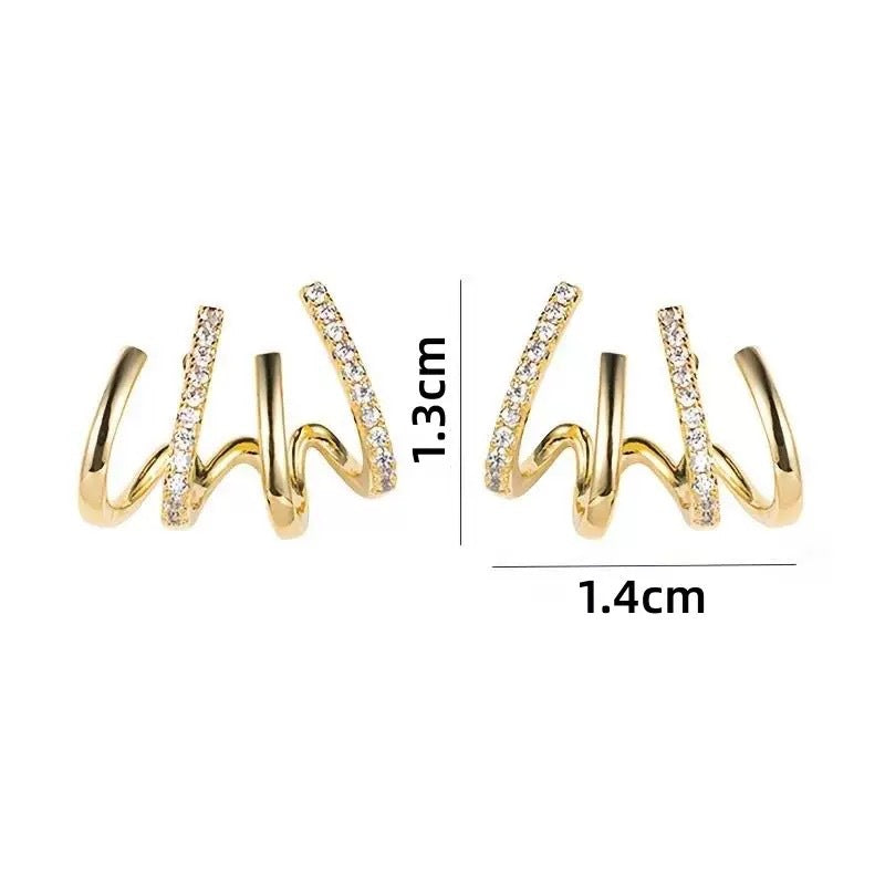 Kyrlune Gold Four-Claw Stud Earrings