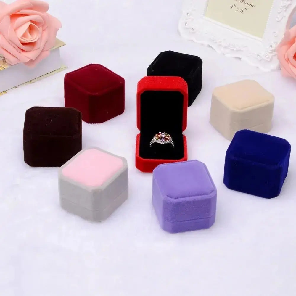 Kyrlune Velvet Gift Box