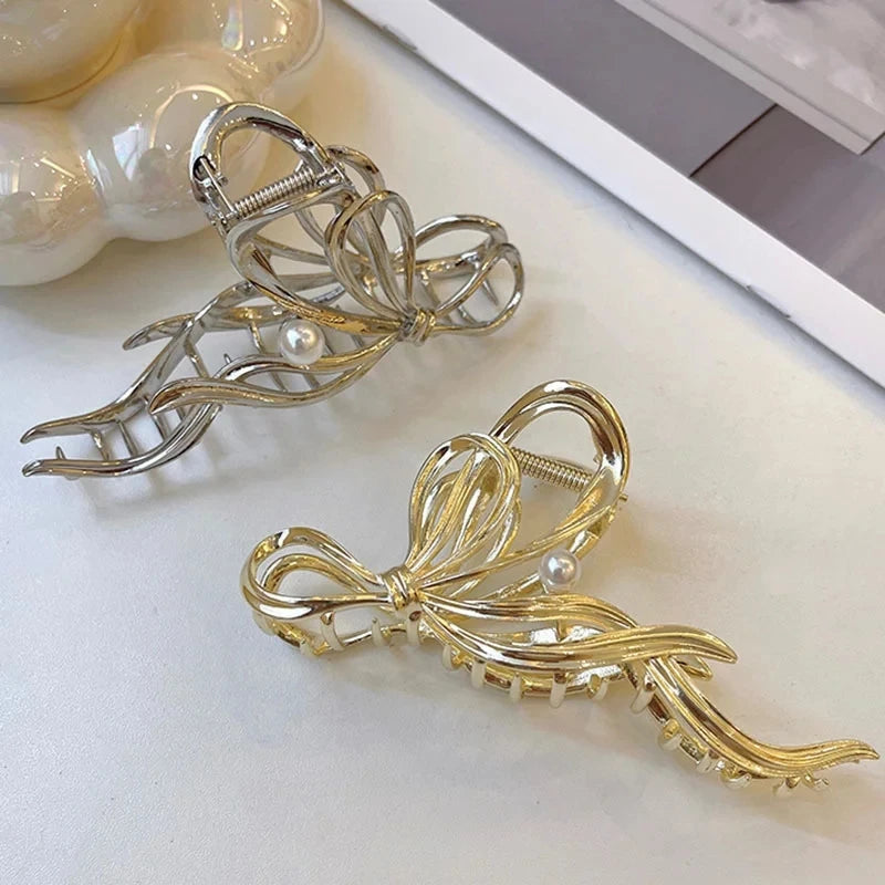 Kyrlune Gold Wave Hair Claw Clip - view 2