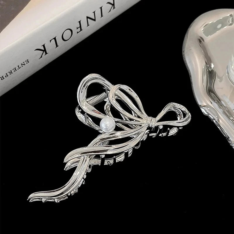 Kyrlune Gold Wave Hair Claw Clip - view 5