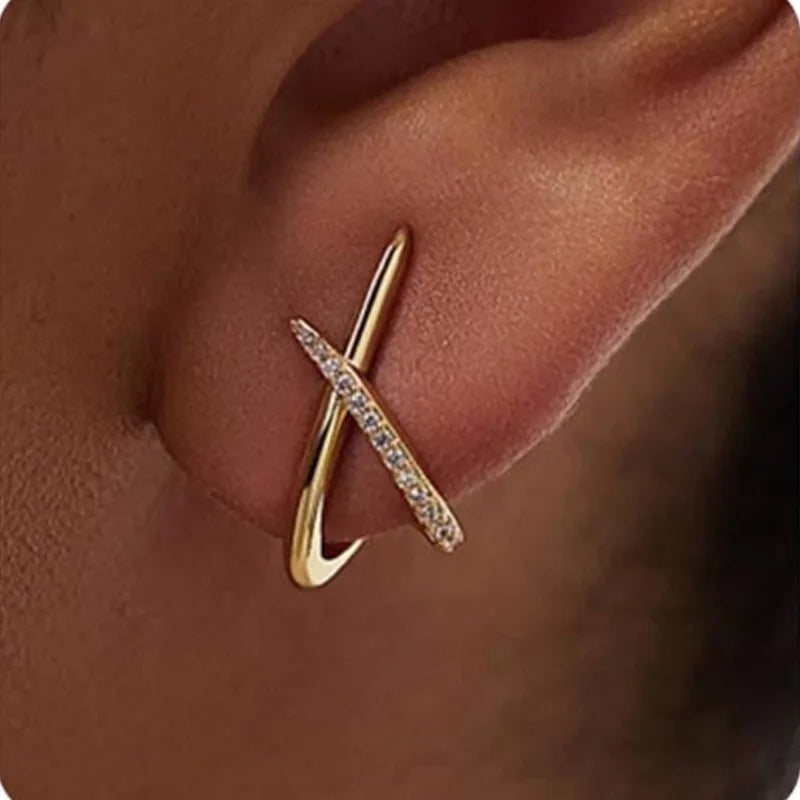Kyrlune Gold Dainty Geometric Stud Earrings (2 Styles)
