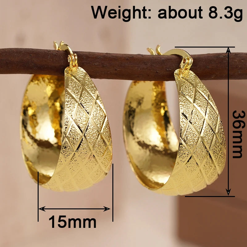 Kyrlune Gold Circle Statement Hoop Earrings