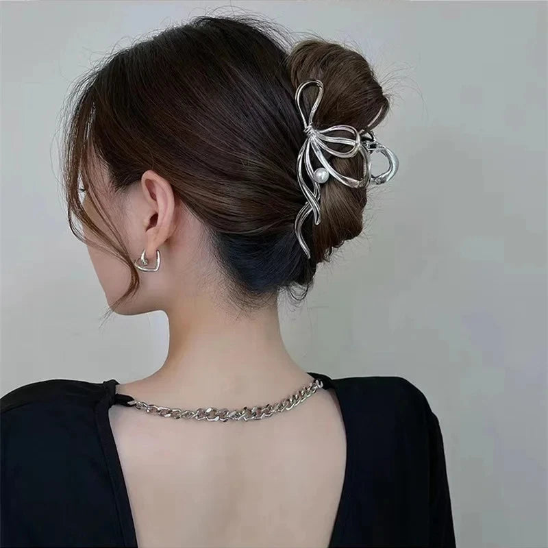 Kyrlune Gold Wave Hair Claw Clip - view 7