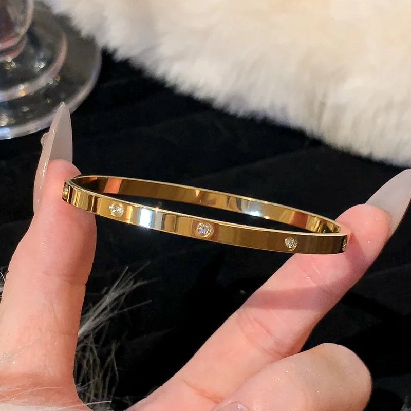 Kyrlune Gold Bangle Bracelet (6 Styles)