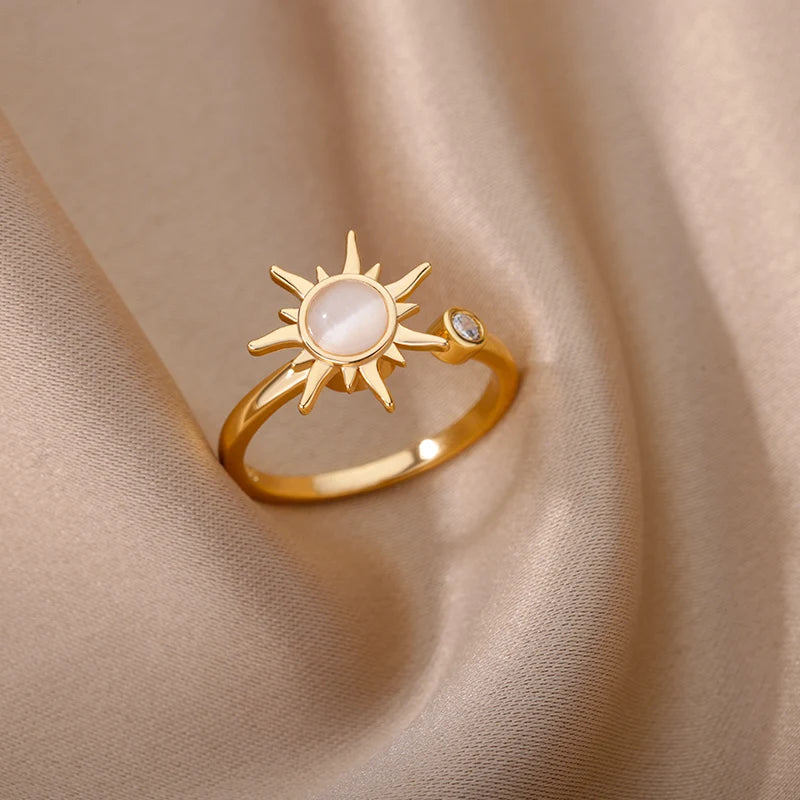 Kyrlune Sun Spinner Ring (2 Styles)