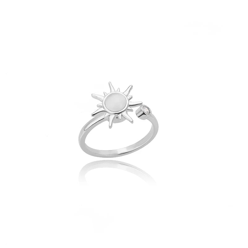 Kyrlune Sun Spinner Ring (2 Styles)