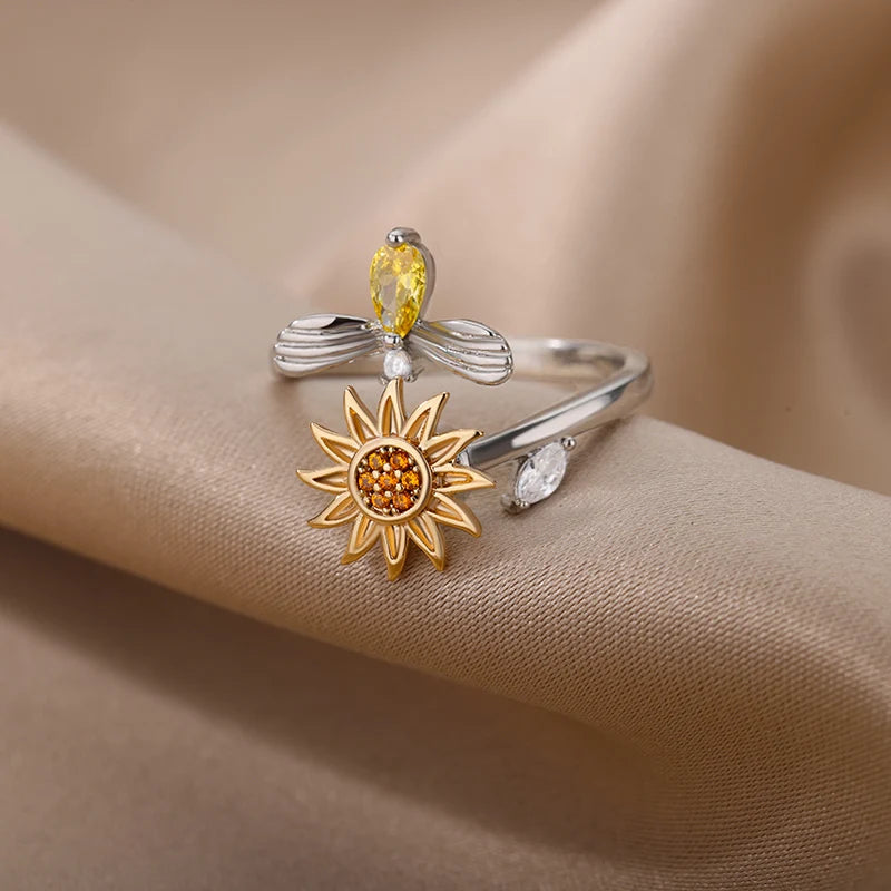Kyrlune Sun Spinner Ring (2 Styles)