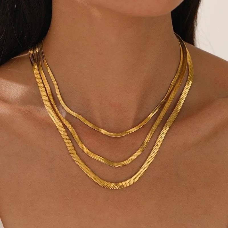 Kyrlune Gold Herringbone Chain Necklace - view 4