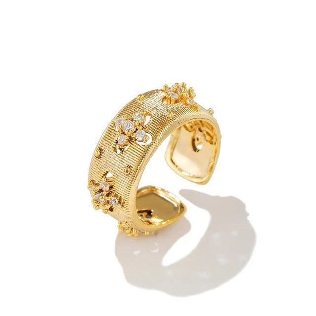 Kyrlune Lucky Clover Ring - view 2